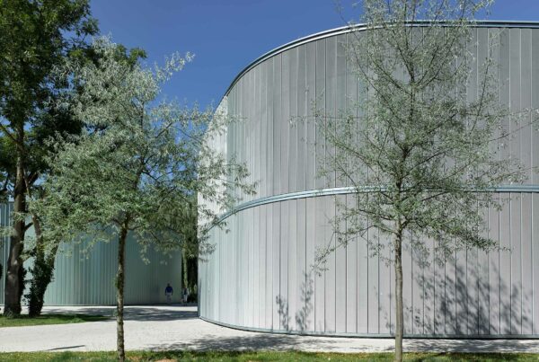 Waiblingen Stihl Stiftung Pfosten Riegel Fassade